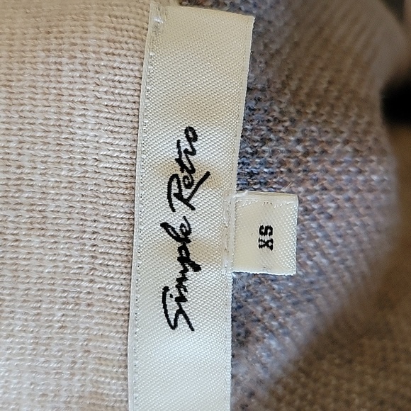 Simple Retro XS Ariana Iris Floral Patterned Knit Sweater - Picture 8 of 9